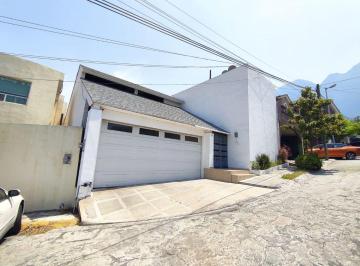 Casa de 3 habitaciones, Monterrey · Casa en Venta en Cumbres 5 To Sector