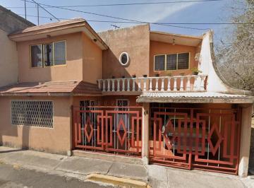 Casa de 3 habitaciones, Gustavo A. Madero · Casa en Gustavo a Madero de Garantía Hipotecaria Oportunidad Única