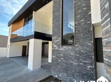 8bd83cd58b8e3e9a2771f1c0e65606b6109f6157f77489dbac07282fdca2e219 · Casa en Venta Bosques de Las Misiones