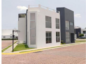 Casa de 3 habitaciones, Puebla · Casa en Venta en La Antigua Cementera