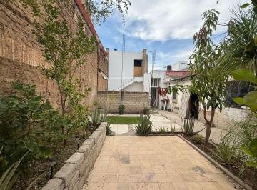 Casa de 4 habitaciones, Guadalajara · Terreno/bodega/local en Santa Tere (A 140 m de Av Chapultepec) Santa Teresita, Guadalajara, Jalisco