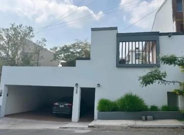 1 · Casa en Venta Col. Lomas del Roble, San Nicolás de Los Garza