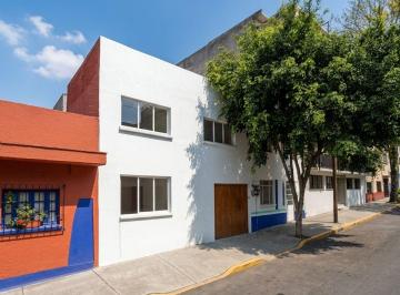 Departamento de 4 habitaciones, Alvaro Obregón · Casa en Venta en Alfonso XIII