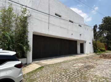 Casa de 3 habitaciones, La Magdalena Contreras · Casa en Calle Cerrada 3 Recamaras 3.5 Baños Jardín 4 Estacionamientos