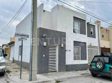 Casa · 100m² · 3 Recámaras · 1 Estacionamiento · Venta Casa en Saltillo Fraccionamiento Humberto Davila en Saltillo