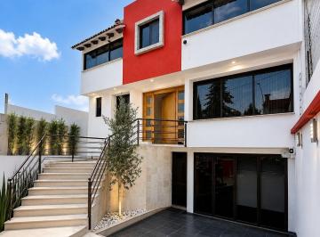 436404f47ee2015d0b002ff438ebf732018b73fbf8659d33cfd416e67766503e · Casa Remodelada | a 10 Minutos de Santa Fe | Jardín de 100 m² y Roof Garden