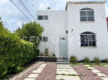 Casa · 157m² · 3 Recámaras · 2 Estacionamientos · Casa en Venta en Vnsa Sector Encino, Aguascalientes