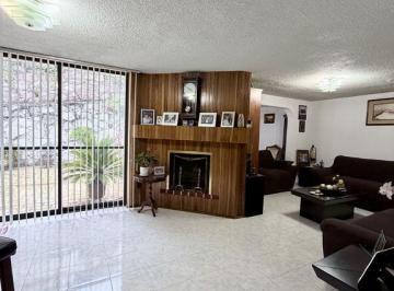 Casa · 184m² · 3 Recámaras · 2 Estacionamientos · Casa en Venta en Lomas Verdes