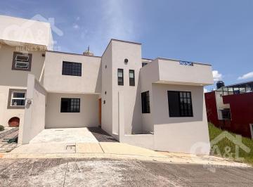 Casa · 127m² · 3 Recámaras · 1 Estacionamiento · Casa en Fraccionamiento Anturios Coatepec