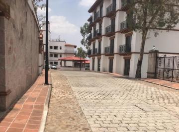 Departamento · 3 Recámaras · 2 Estacionamientos · Departamento - San Javier
