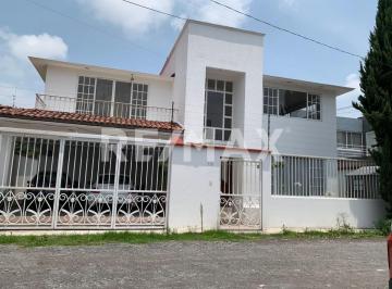 Casa · 298m² · 3 Recámaras · 2 Estacionamientos · Casa en Venta en Agrícola Lázaro Cárdenas, Metepec, Estado de México. - (4)