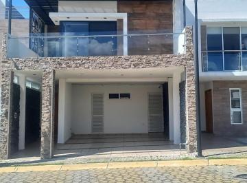 Casa · 168m² · 3 Recámaras · 2 Estacionamientos · Venta de Casa en El Fraccionamiento Natura II, Lomas de Angelópolis - (4)