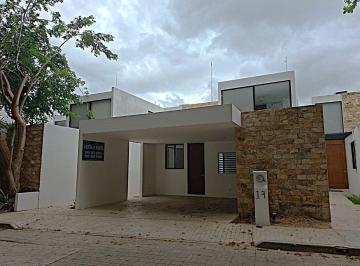 Casa en condominio de 3 habitaciones, Mérida · Casa en Renta en Residencial Tanaj, Temozón Norte, Mérida