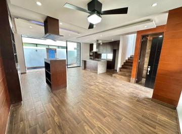Casa de 3 habitaciones, Benito Juárez · Casa en Renta en Cancun - Residencial Arbolada