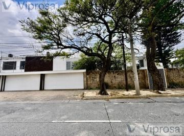 Terreno / Lote · 1187m² · Terreno en Jardines del Bosque Norte