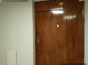 Oficina · 50m² · Oficina Exterior en Renta