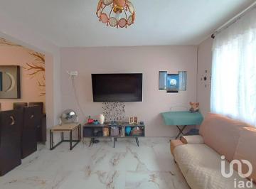 Casa · 163m² · 2 Recámaras · 1 Estacionamiento · Casa en Venta en Gustavo a Madero en 2 Niveles