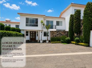 47baa843c3ff8eb7d9bc2bbd710d5d0988ad9c022254aa742e262d95cbe4aa7b · Casa en Bosques de Tarango | Doble Seguridad | Jardín y Amplios Espacios