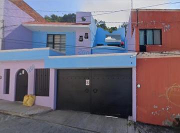 Casa de 3 habitaciones, Morelia · Venta de Casa en Morelia