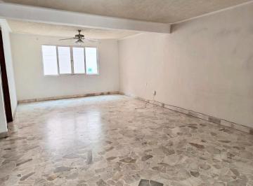 Casa de 4 habitaciones, Querétaro · Renta Casa Ideal Oficina Vista Alegre Usebeq 4 Rec 3 Baño 2 Est 1 Estudio Balcón Cisterna Área Tv