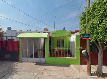 Casa de 2 habitaciones, Tlajomulco de Zúñiga · Venta de Casa en Tlajomulco de Zuñiga Hacienda de Santa Fe Jalisco