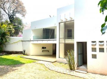 Casa · 350m² · 3 Recámaras · 2 Estacionamientos · Venta Casa Fracc La Cañada, Cuernavaca Morelos
