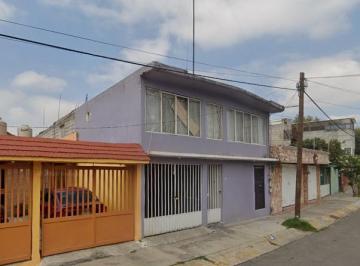 Casa de 4 habitaciones, Tultitlán · Casa de 130 m² con 4 Recámaras en Venta en Buenavista