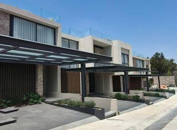 Casa de 3 habitaciones, Morelia · Casa en Venta Sobre Av Juan Pablo II Zona Altozano