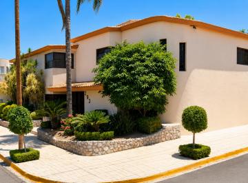 Casa de 5 habitaciones, Gómez Palacio · Venta de Casa en La Colonia El Campestre en Gomez Palacio en Durango