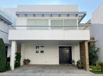 Casa de 3 habitaciones, Metepec · Venta de Casa en del Agua Metepec