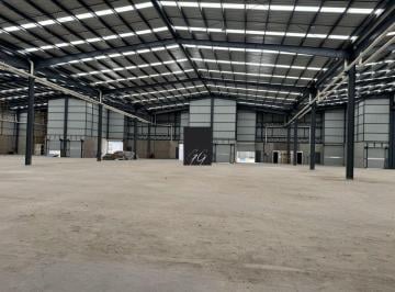 Bodega comercial , Cuautitlán · Bodega en Renta en Cuautitlán de 3,251 m², 7 Andenes + 7 Rampas.
