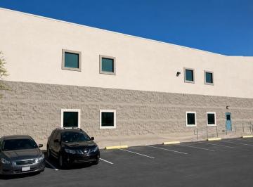 Bodega comercial · 2390m² · Bodega Industrial en Ciudad Juárez, Chi de 2,390 m² con Área de Oficina y Altura de 6.71 m
