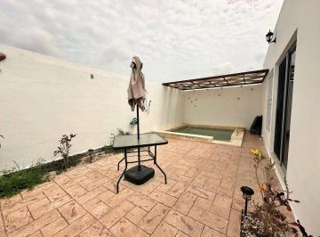 Casa de 3 habitaciones, Mérida · Casa en Renta de Una Planta con Paneles en Merida Yucatan Gran Santa Fe