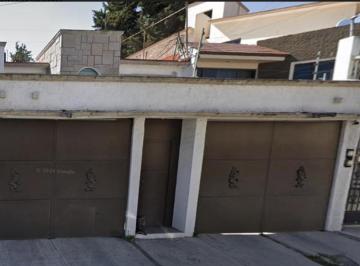 Casa de 4 habitaciones, Metepec · C. Lirios, Casa Blanca, San Jerónimo Chicahualco, Méx.