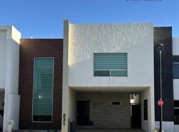 Casa · 250m² · 3 Recámaras · 2 Estacionamientos · Casa en Renta, Hábita 1
