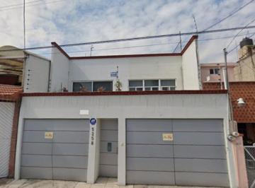 Casa de 3 habitaciones, Gustavo A. Madero · Casa en Venta en Nueva Vallejo