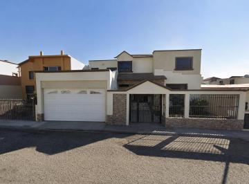 Casa en Venta de 4 habitaciones Valle Dorado · Venta de Casa en Ensenada Baja California