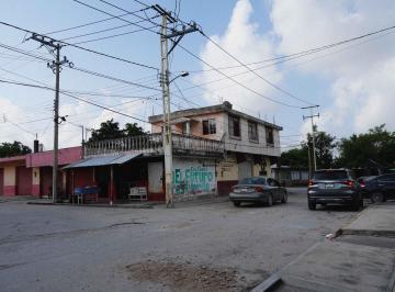 Edificio , Ebano · Edificio Comercial en Esquina – Ébano, S. L. p. (Venta)