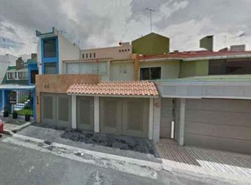 Casa de 4 habitaciones, Coyoacán · Casa en Remate en Campestre Coyoacan