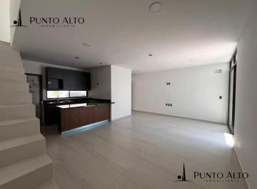 Casa · 210m² · 4 Recámaras · 2 Estacionamientos · Casa en Venta Fracc. Andares Miramar Muy Cerca de La Playa