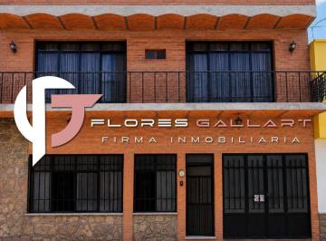 Casa · 200m² · 6 Recámaras · 2 Estacionamientos · Casa en Renta Semi Amueblada en El Barrio de La Purísima Zona Centro de La Ciudad