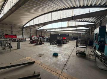 Bodega comercial , Cuautitlán Izcalli · Bodega en Renta en Cuautitlán de 2,550 m², Entrada de Trailer.