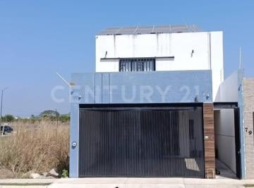 Casa · 174m² · 3 Recámaras · 2 Estacionamientos · Casa en Venta en Pradera Cono Sur 77, Pradera Canadiense, Coquimatlan, Colima