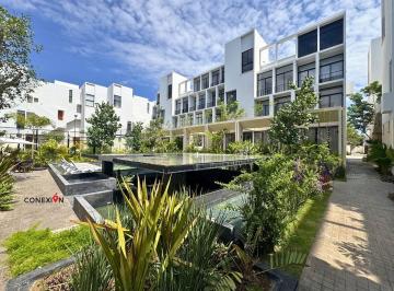 d3a43aadafe2dcbfb9a22c3248cddf134d14e3fbb67446537ca2f336f522c4ed · Departamento en Planta Baja en Venta con Piscina Privada, Estudio y Amenidades.