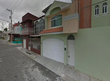Casa de 3 habitaciones, Morelia · Venta de Casa en Morelia