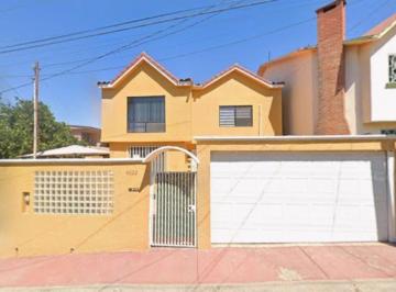 Casa en Venta de 4 habitaciones El Lago · Tijuana Baja California