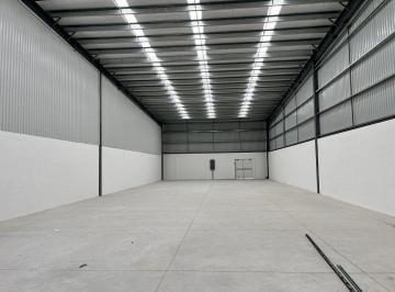 Bodega comercial · 243m² · 3 Estacionamientos · Bodega en Renta 240 m², en Parque con Seguridad 24/7, Energia Bifasica