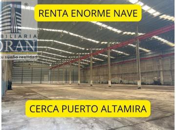 Bodega comercial · Enorme Nave con Patio de Maniobras