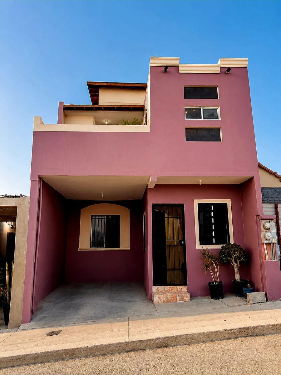 Casa en Renta Amueblada de 4 Recamaras en Hacienda Casas Grandes, Tijuana Bc