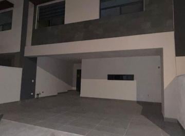 Casa de 3 habitaciones, García · Casa en Renta en Alcazar Residencial